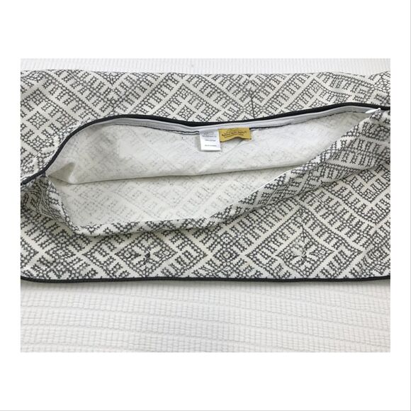 Roberta Roller Rabbit 100% Cotton Square Pillow Case Cover 21x22 Zip Black White - Picture 5 of 10